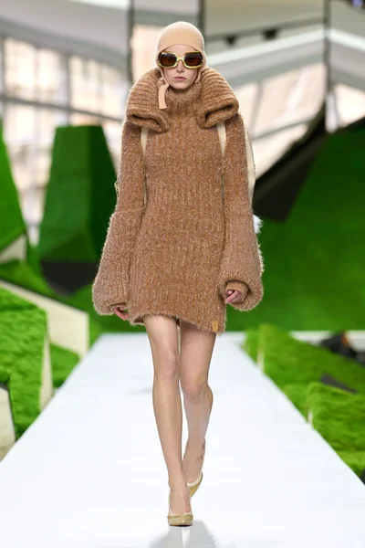 Look 33